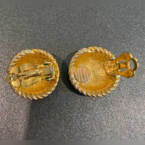 EUC Givenchy Gold Spiral Clip On Earrings Vintage - Picture 5 of 6